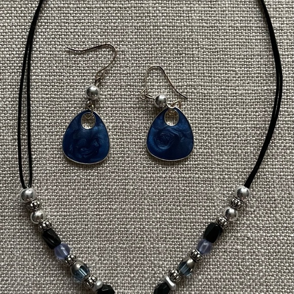 Blue Jewellry Bundle - Picture 5 of 6